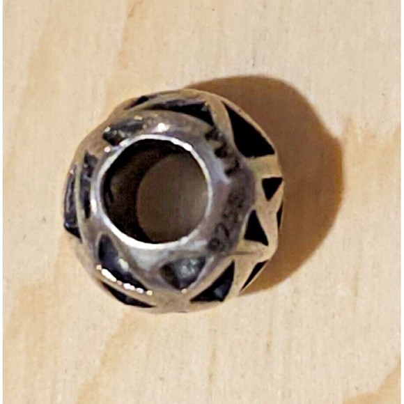 AUTHENTIC RETIRED TROLLBEADS 925 Signed LAA 11205 Triangles Star Bead Charm - Picture 5 of 5